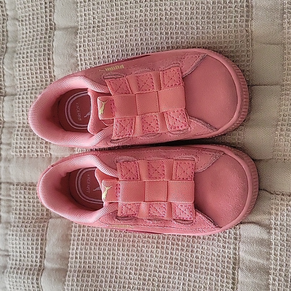 Puma toddler girl's size 7 Pink Suede Maze Jr. Athletic Sneakers Pull-On Shoes